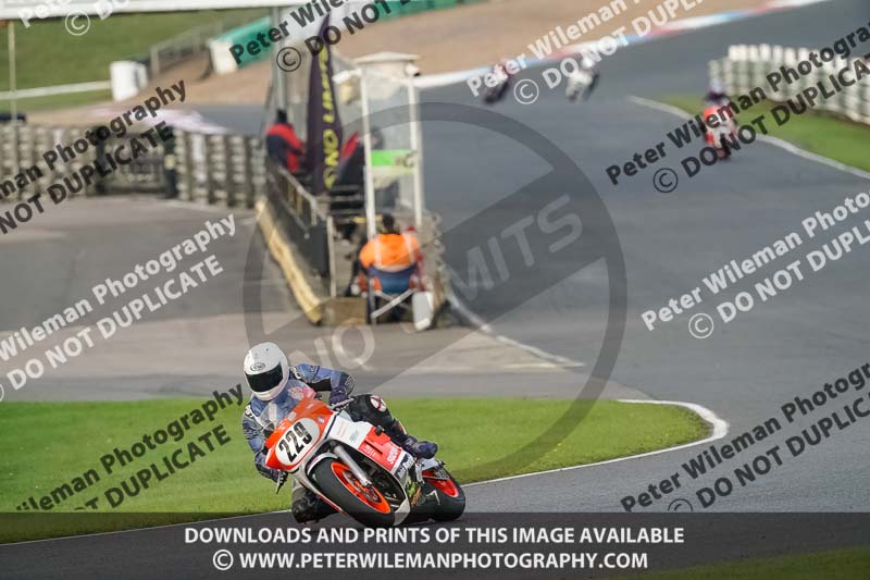 enduro digital images;event digital images;eventdigitalimages;mallory park;mallory park photographs;mallory park trackday;mallory park trackday photographs;no limits trackdays;peter wileman photography;racing digital images;trackday digital images;trackday photos